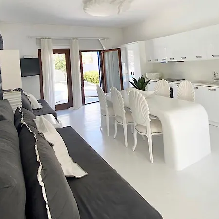 Myconian Sky Suites In Town Apartment